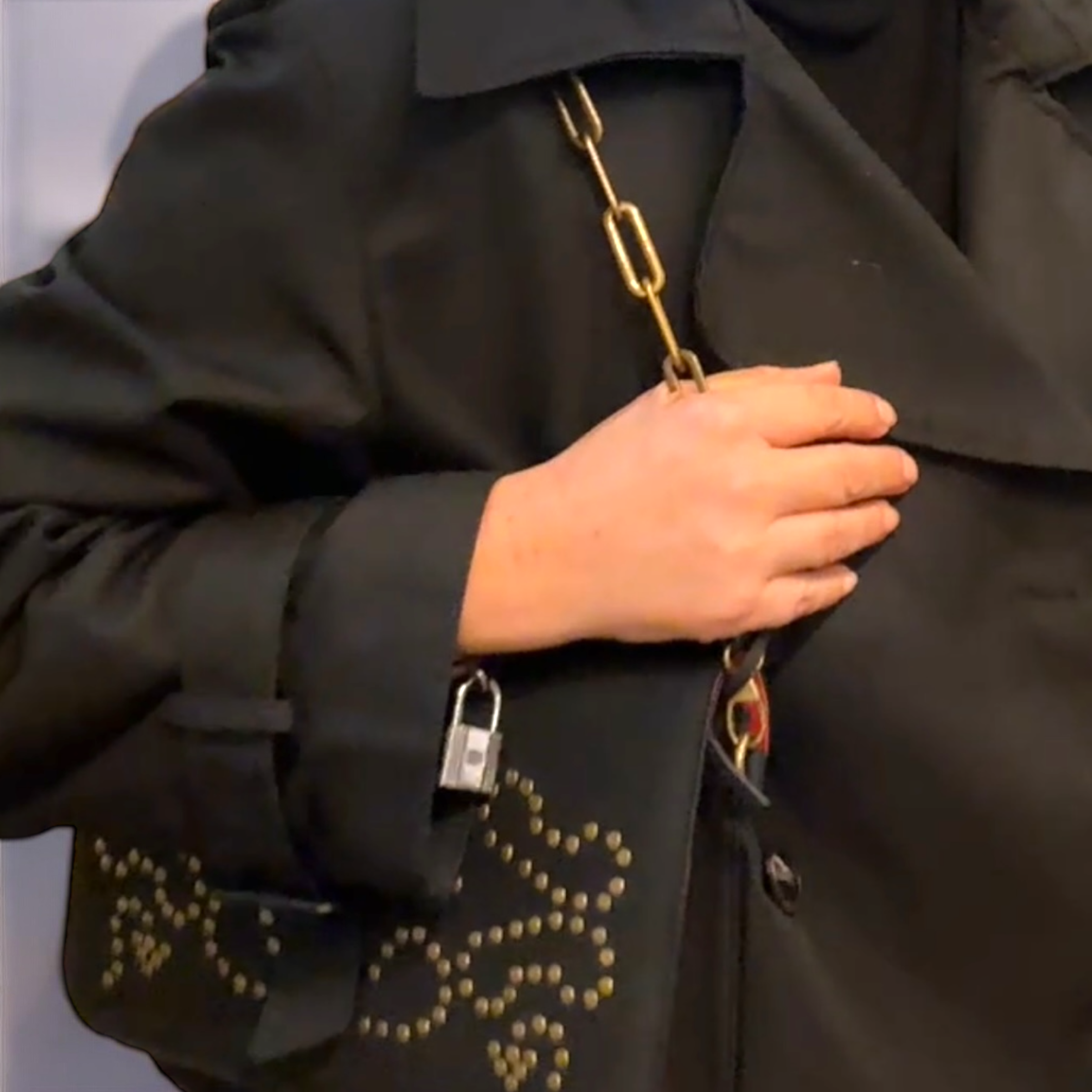 SHORT CHAIN SHOULDER STRAP BLACK/ANTIC