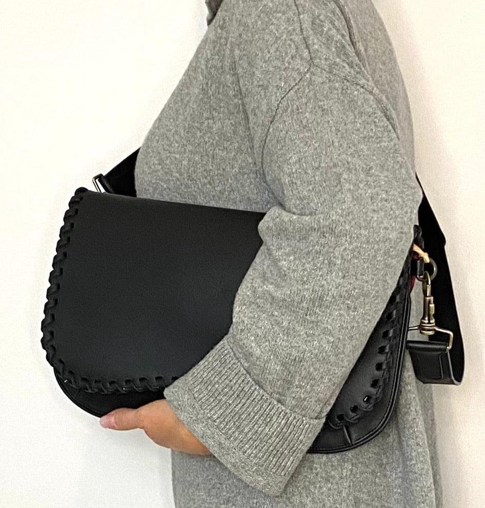 STAR TRESSA BLACK LEATHER BAG