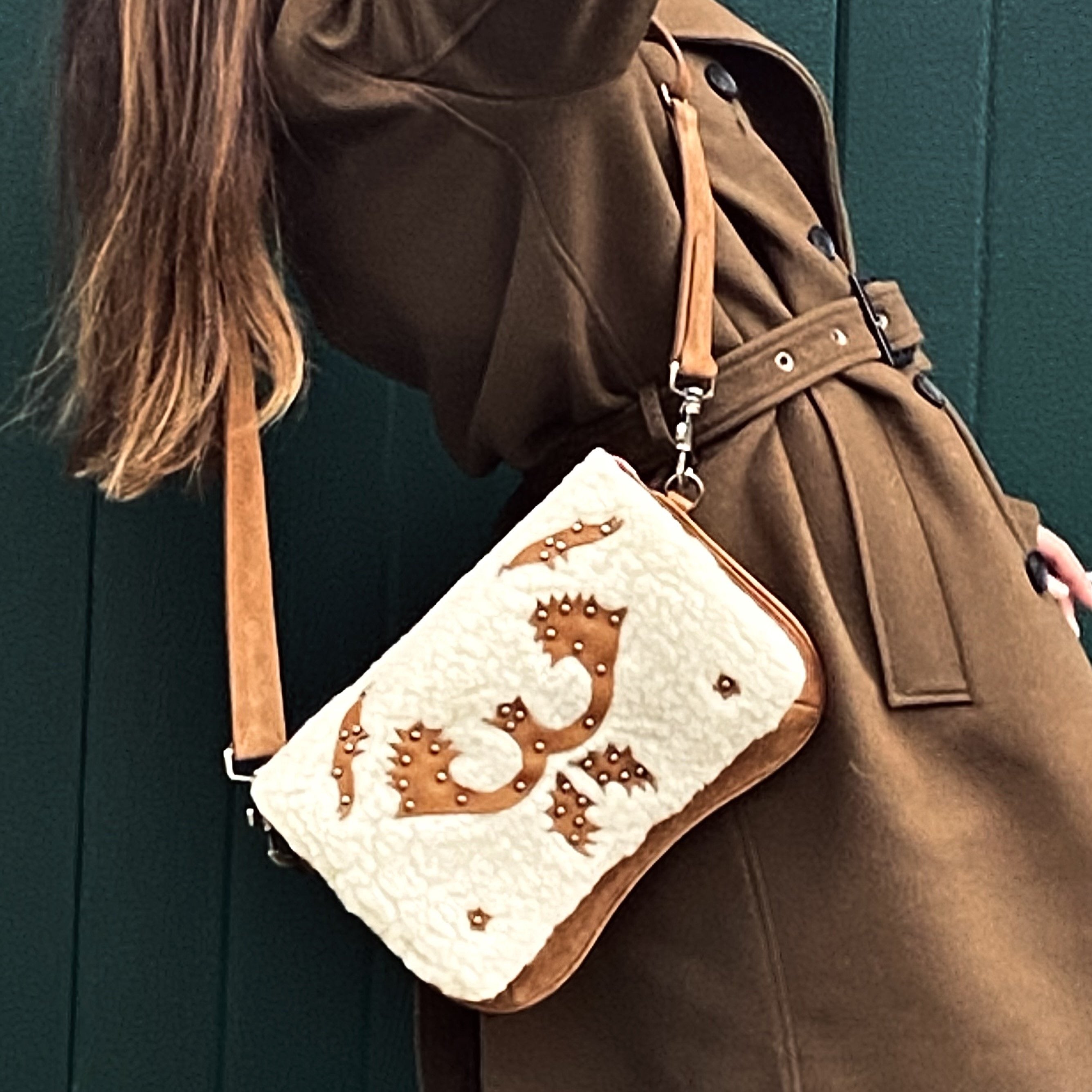 STAR RANCHO SHEEP/CAMEL BAG